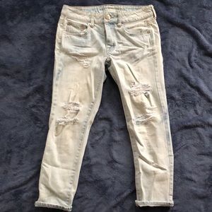 American Eagle cropped jeans